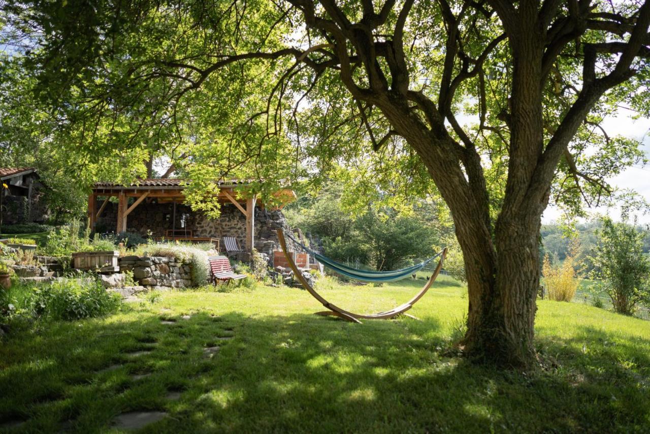 Les Balcons De La Terrasse Bed & Breakfast Arsac-en-Velay Exterior photo