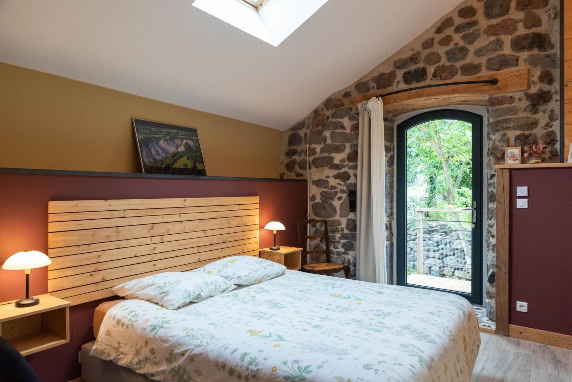 Les Balcons De La Terrasse Bed & Breakfast Arsac-en-Velay Exterior photo